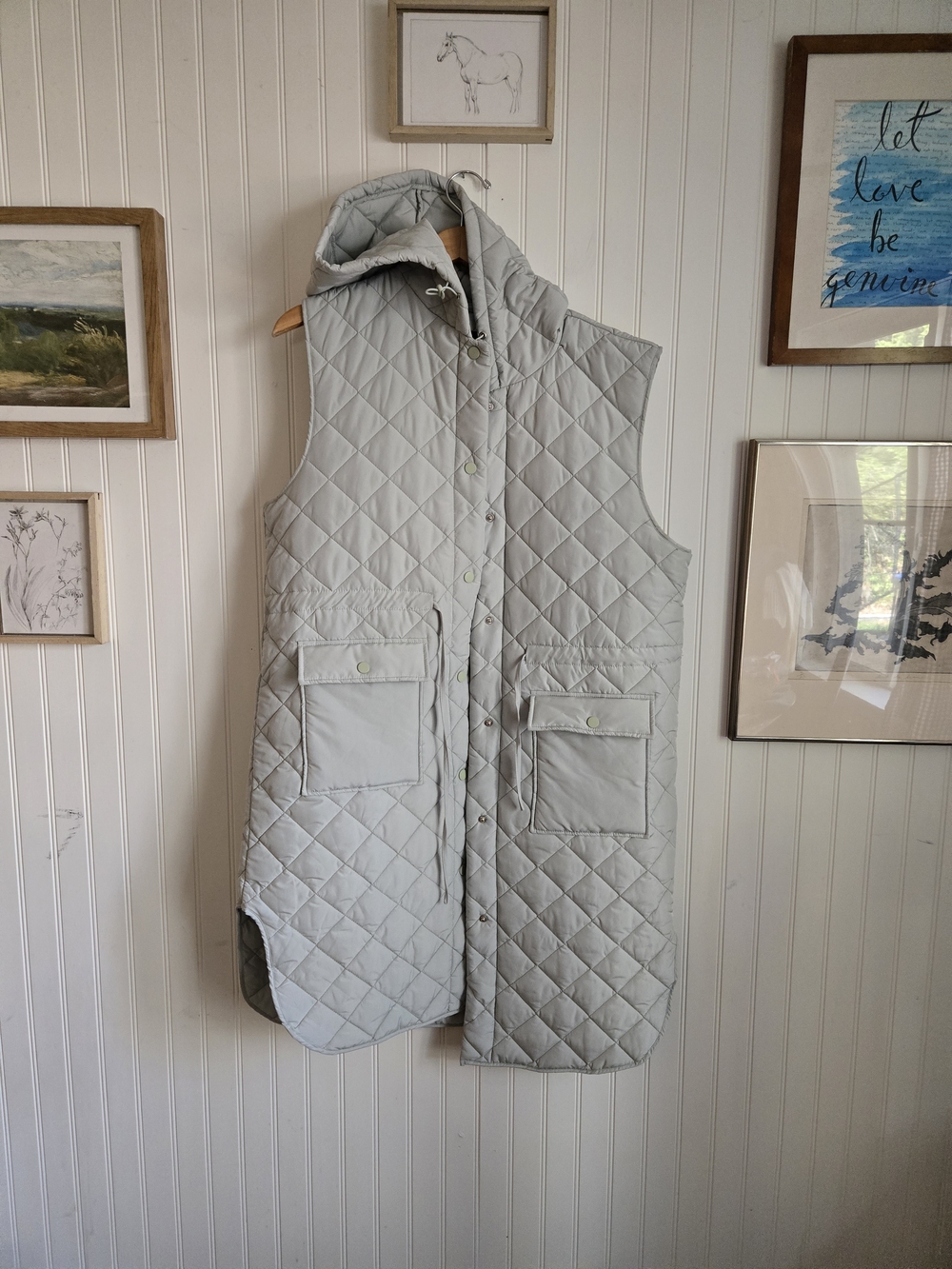 T I M I N G Long Quilted Hooded Vest in Mint Green Small